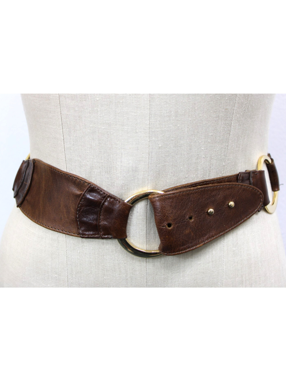 Vintage Streets Ahead Brown Leather Belt Gold Toned Rings Boho Made in USA XS